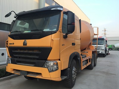SINOTRUK HOWO A7 6X4 10m3 Camion de mélangeur