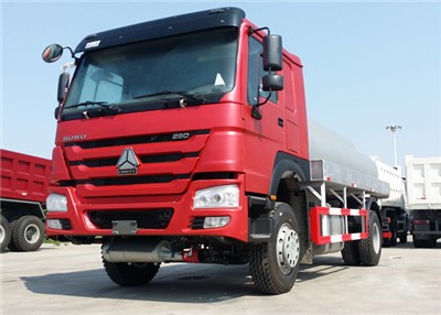 howo fuel tank truck Camion réservoir de carburant 12 CBM